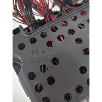Recambio de caja reles / fusibles para opel zafira a monospace (t98) 2.0 dti 16v (f75) referencia OEM IAM 24412497  