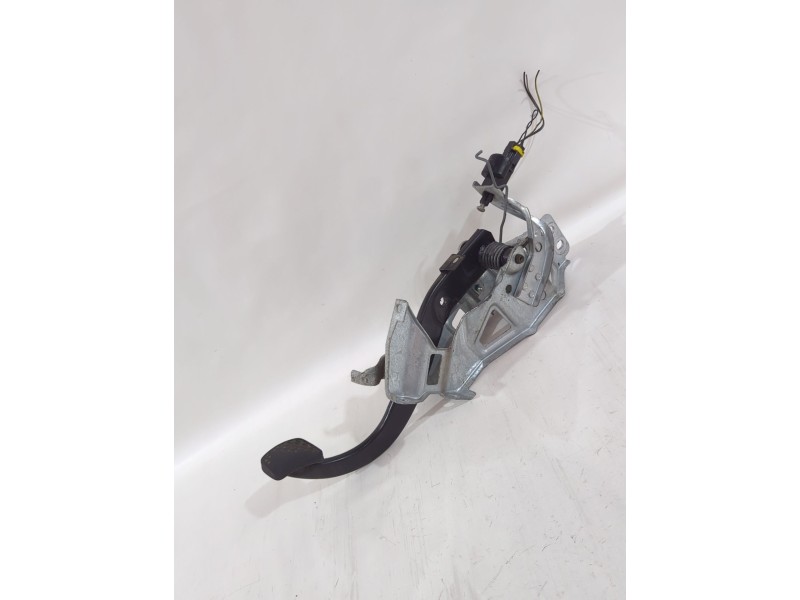 Recambio de pedal freno para opel zafira a monospace (t98) 2.0 dti 16v (f75) referencia OEM IAM 13133242  