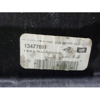 Recambio de techo interior para opel corsa e expression referencia OEM IAM 39027492 / 13477691  