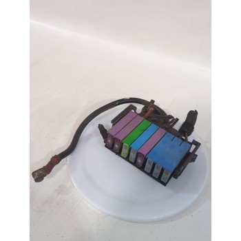 CAJA RELES / FUSIBLES 9685661 