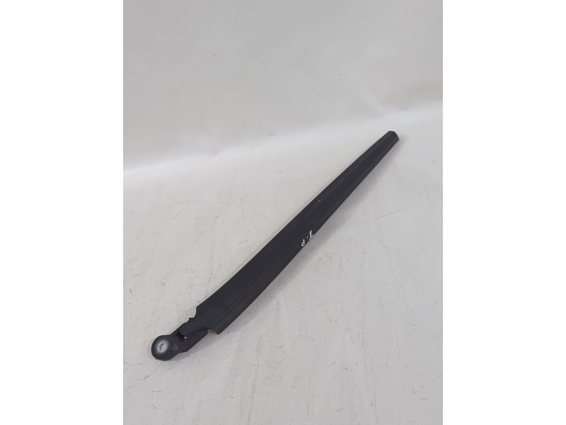 Recambio de brazo limpia trasero para seat ibiza iii (6l1) 1.4 tdi referencia OEM IAM 6L6955704B  