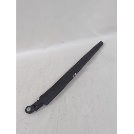 Recambio de brazo limpia trasero para seat ibiza iii (6l1) 1.4 tdi referencia OEM IAM 6L6955704B  