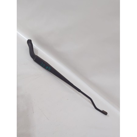 Recambio de brazo limpia delantero izquierdo para chevrolet captiva (c100, c140) 2.0 d referencia OEM IAM 25911765  