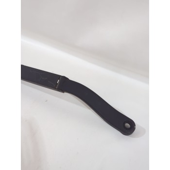 Recambio de brazo limpia delantero derecho para chevrolet captiva (c100, c140) 2.0 d referencia OEM IAM 25911767  
