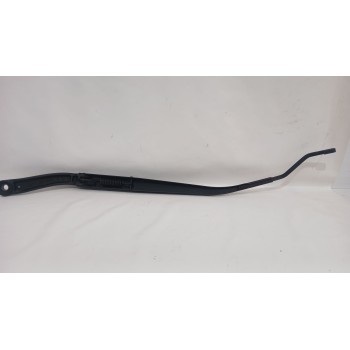 Recambio de brazo limpia delantero derecho para chevrolet captiva (c100, c140) 2.2 d referencia OEM IAM 25911767  