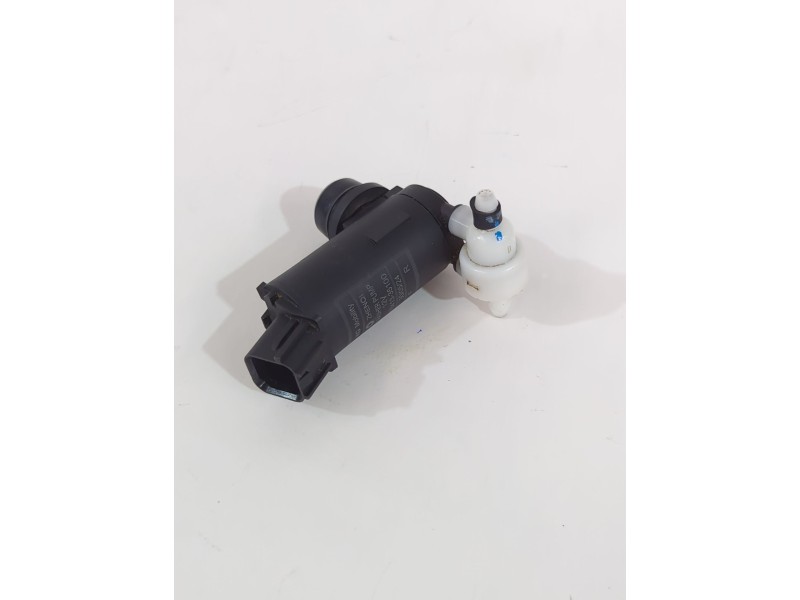 Recambio de bomba limpia para ssangyong tivoli 1.5 referencia OEM IAM 7841335100  