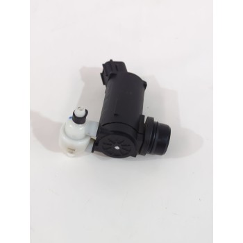 Recambio de bomba limpia para ssangyong tivoli 1.5 referencia OEM IAM 7841335100  