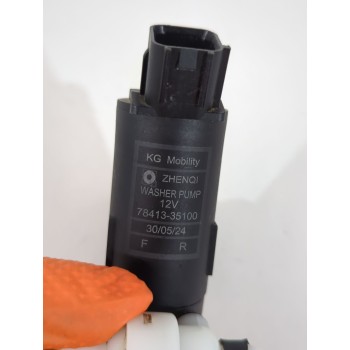 Recambio de bomba limpia para ssangyong tivoli 1.5 referencia OEM IAM 7841335100  