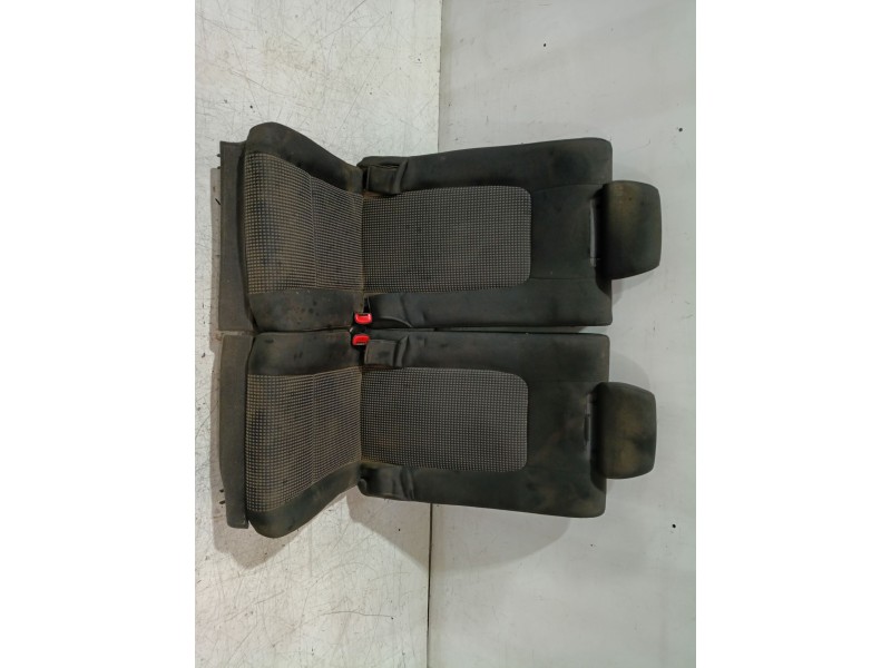 Recambio de asiento trasero para chevrolet captiva (c100, c140) 2.0 d referencia OEM IAM   