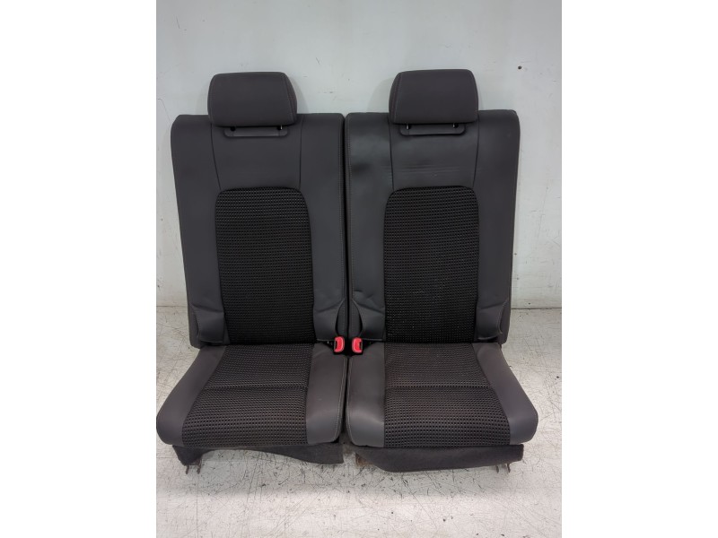 Recambio de asiento trasero para chevrolet captiva (c100, c140) 2.2 d referencia OEM IAM   