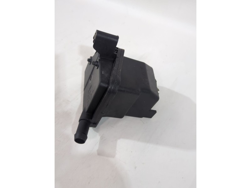 Recambio de deposito servo para seat toledo ii (1m2) 1.9 tdi referencia OEM IAM 1J0422371  