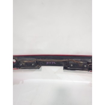 Recambio de piloto trasero central para seat toledo ii (1m2) 1.9 tdi referencia OEM IAM 1M5945225D  