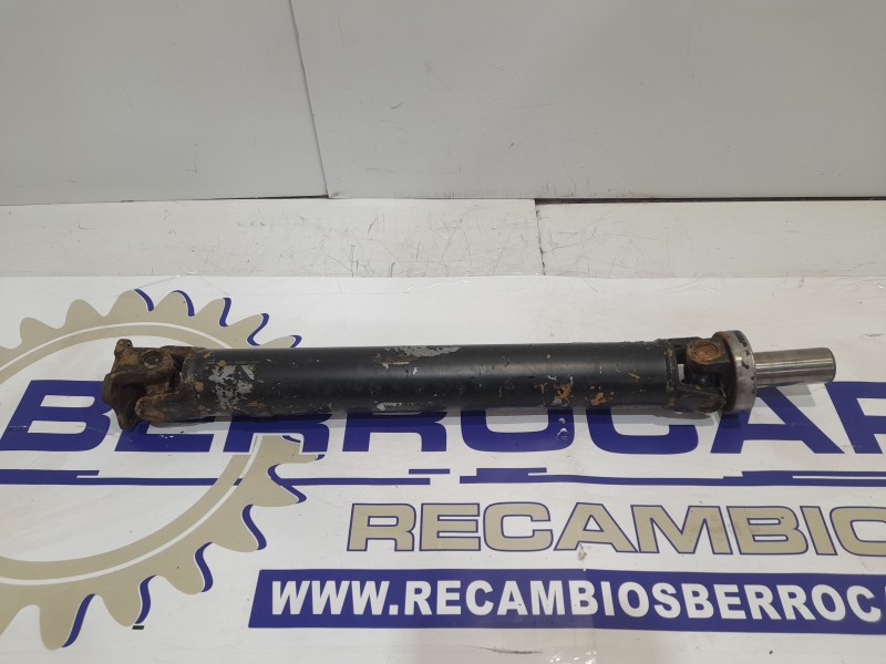 Recambio de transmision central para mitsubishi montero (l040) 2.5 turbodiesel referencia OEM IAM MB505  