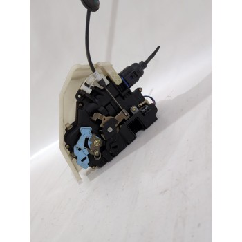 Recambio de cerradura puerta trasera izquierda para volkswagen golf v (1k1) 1.9 tdi referencia OEM IAM 7L0839015D/25100D6  
