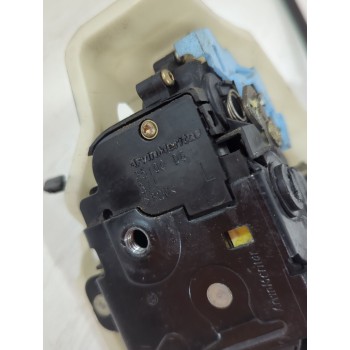 Recambio de cerradura puerta trasera izquierda para volkswagen golf v (1k1) 1.9 tdi referencia OEM IAM 7L0839015D/25100D6  