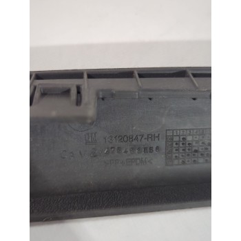 Recambio de moldura para opel referencia OEM IAM 024468035  