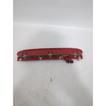 Recambio de luz central de freno para opel referencia OEM IAM 13262019  