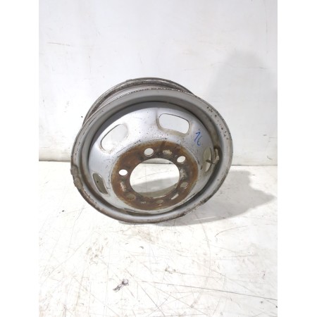 Recambio de llanta para iveco referencia OEM IAM 5Jk16H  