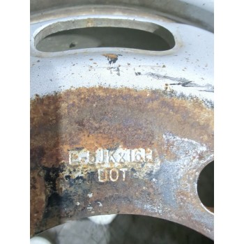 Recambio de llanta para iveco referencia OEM IAM 5Jk16H  