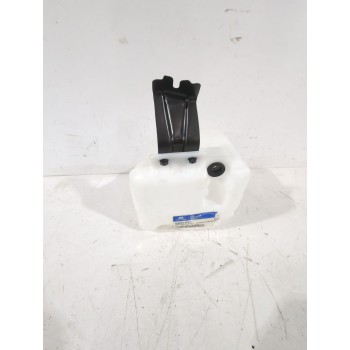 Recambio de deposito limpia para hyundai referencia OEM IAM HG820007A  