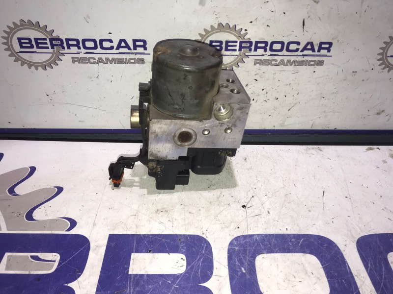 Recambio de abs para saab 9-3 berlina 2.0 cat referencia OEM IAM 4779484  