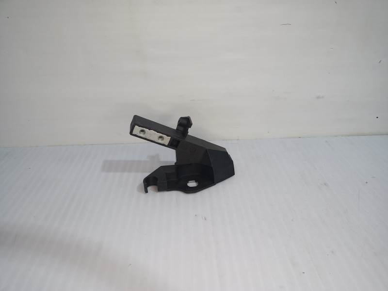 Recambio de soporte para » otros... modelos referencia OEM IAM A2056203501  