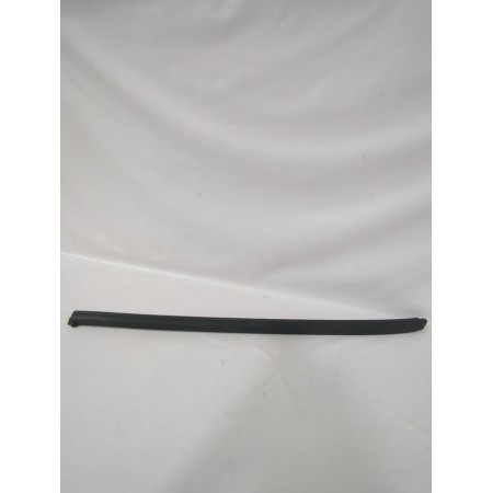 Recambio de moldura para opel referencia OEM IAM 024423576  