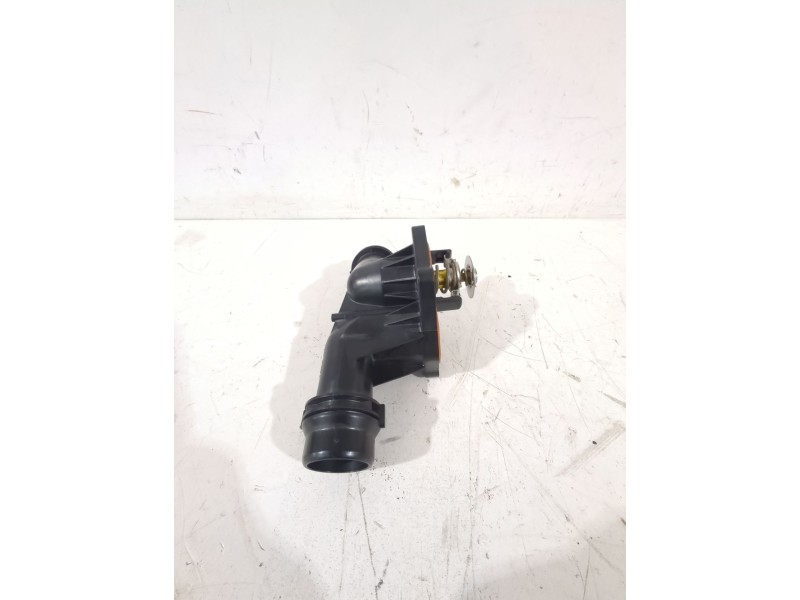 Recambio de termostato para bmw referencia OEM IAM BEHR2422  