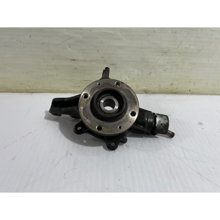 Recambio de mangueta delantera izquierda para citroën c4 sedan collection referencia OEM IAM 3646C2  