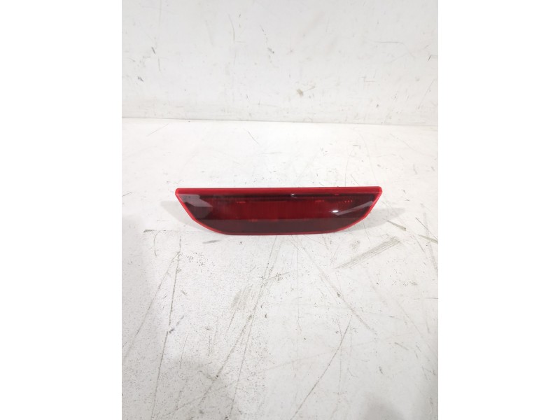 Recambio de luz central de freno para ford referencia OEM IAM ET7613A613AF  