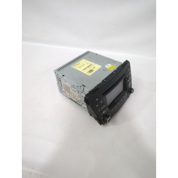 Recambio de sistema audio / radio cd para hyundai referencia OEM IAM 961703Z0704X  