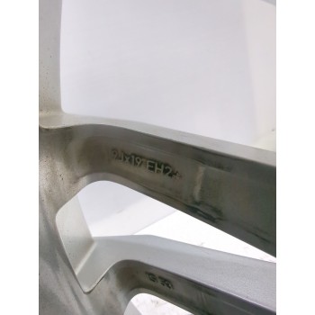 Recambio de llanta para land rover referencia OEM IAM AH321007AAW  