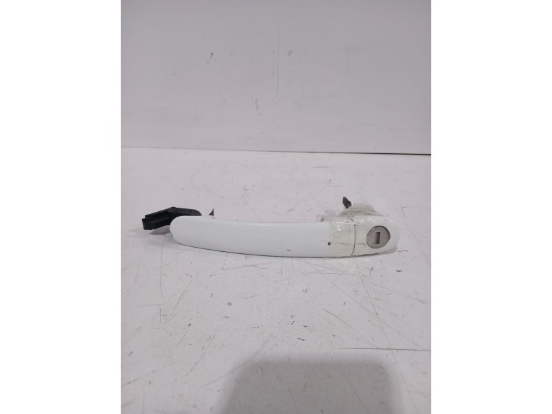 Recambio de maneta exterior delantera izquierda para volkswagen passat b5.5 (3b3) 1.9 tdi referencia OEM IAM 3B0837207  