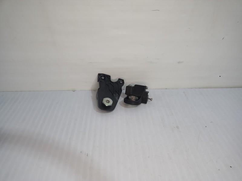 Recambio de soporte para » otros... modelos referencia OEM IAM A2058206002  