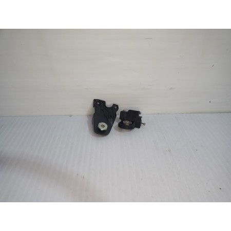 Recambio de soporte para » otros... modelos referencia OEM IAM A2058206002  