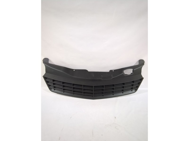 Recambio de rejilla paragolpes delantero para opel referencia OEM IAM 73801050  