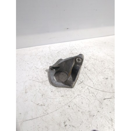 Recambio de soporte motor para mercedes-benz referencia OEM IAM A6072050101  