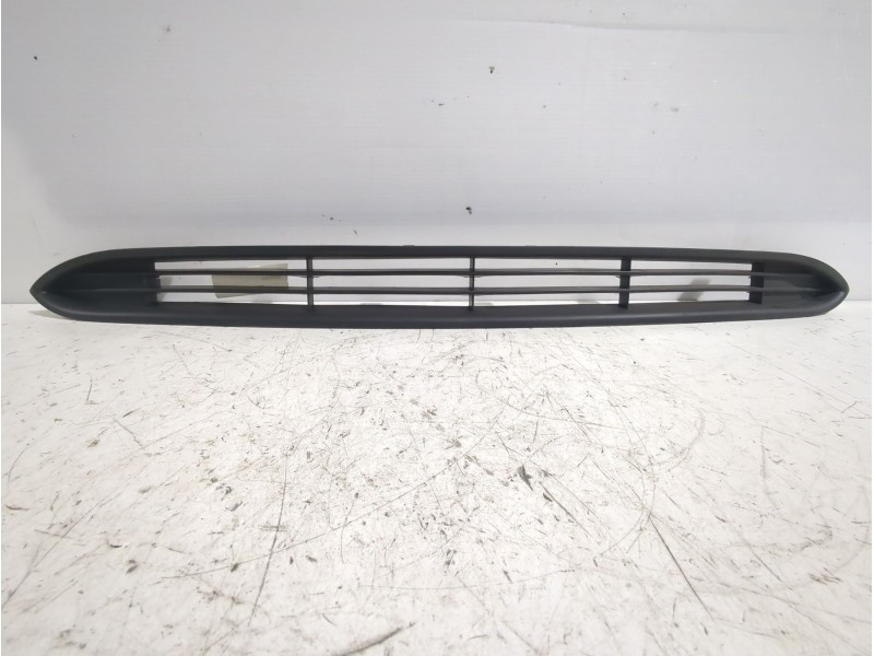 Recambio de rejilla paragolpes delantero para fiat referencia OEM IAM FT07042GAN  