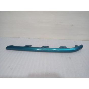 Recambio de moldura para » otros... modelos referencia OEM IAM 86627Q4000  