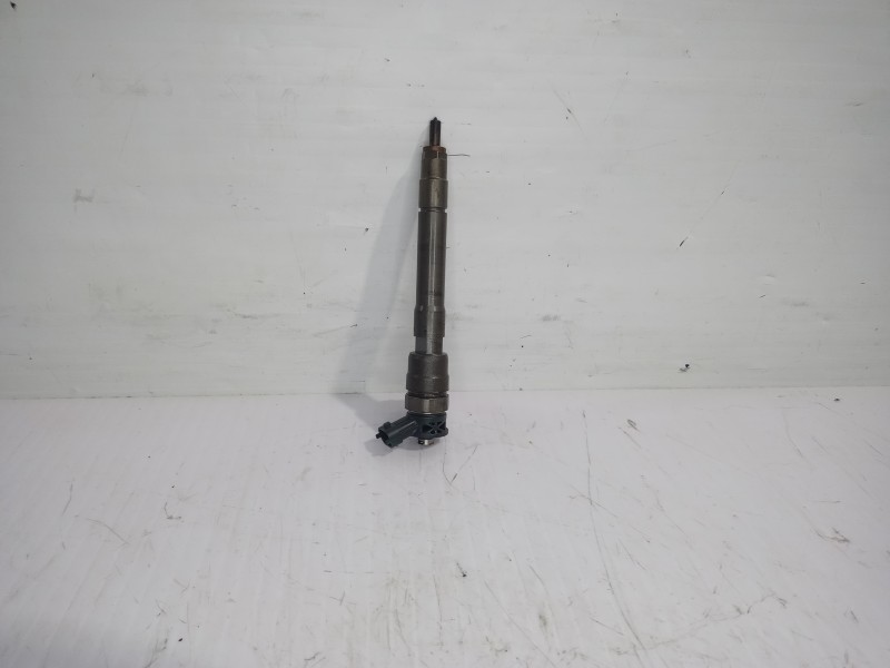 Recambio de inyector para renault trafic furgón l1h1 2,7t referencia OEM IAM 0445110546  