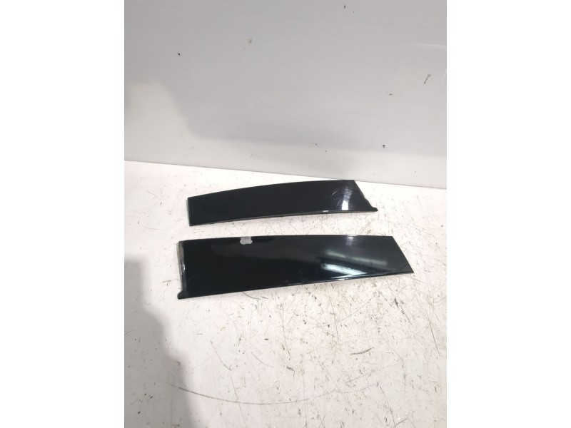 Recambio de moldura para opel referencia OEM IAM 13269419  