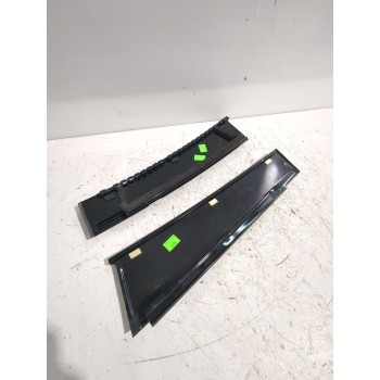 Recambio de moldura para opel referencia OEM IAM 13269419  