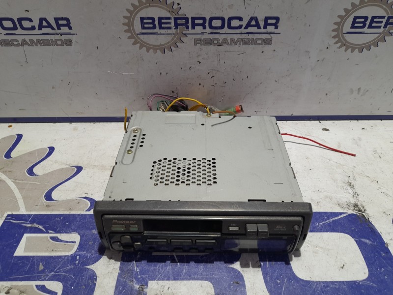 Recambio de sistema audio / radio cd para » otros... modelos referencia OEM IAM UNIVERSAL  