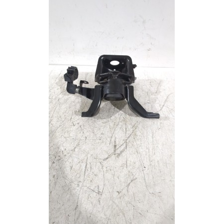 Recambio de soporte motor derecho para toyota auris (_e15_) 1.6 (zre151_) referencia OEM IAM 123050T150  
