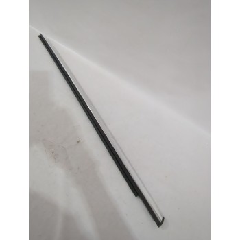 Recambio de moldura para opel referencia OEM IAM 24431720/5154064  