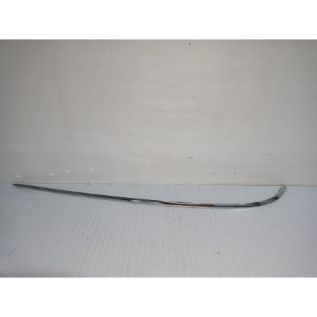 Recambio de moldura para » otros... modelos referencia OEM IAM ME0411254  