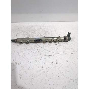 Recambio de rampa inyectora para fiat referencia OEM IAM 0445214086  