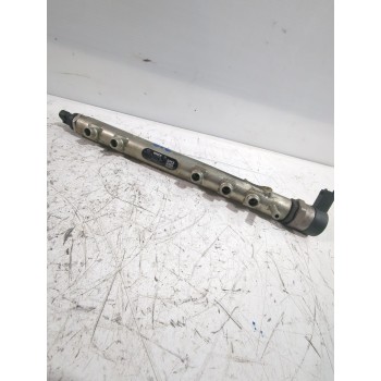 Recambio de rampa inyectora para fiat referencia OEM IAM 0445214086  