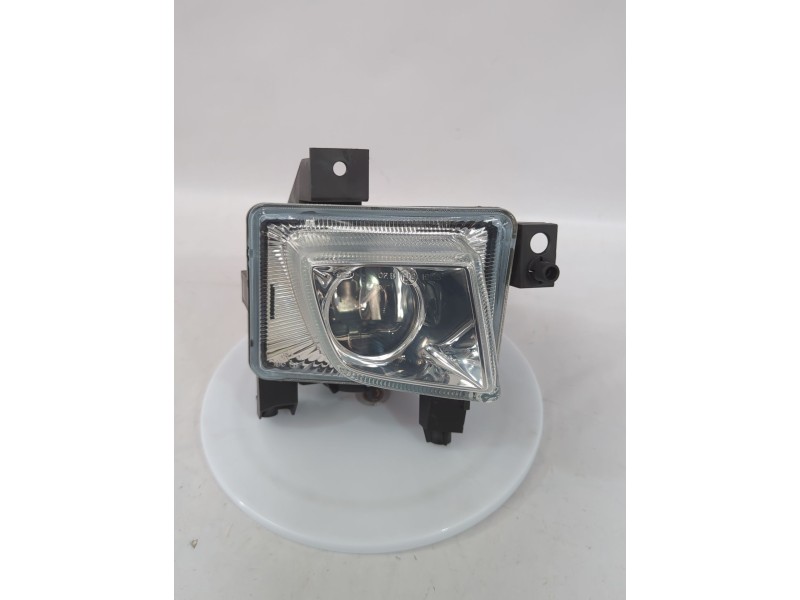 Recambio de faro antiniebla derecho para opel referencia OEM IAM 6710026 / 09185795  