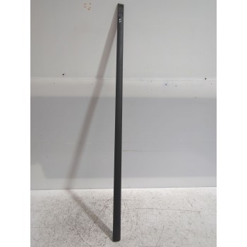 Recambio de moldura para opel referencia OEM IAM 09117249/5171528  